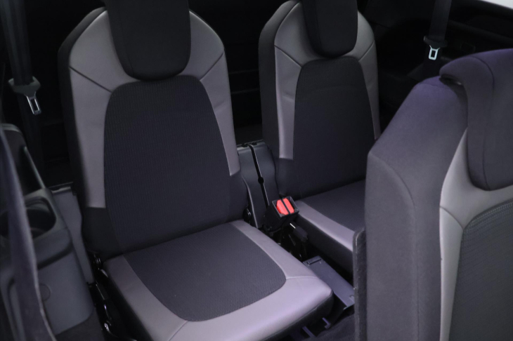 Citroën Grand C4 Picasso 1,2 PT 96kW Shine 7-Míst 1.Maj