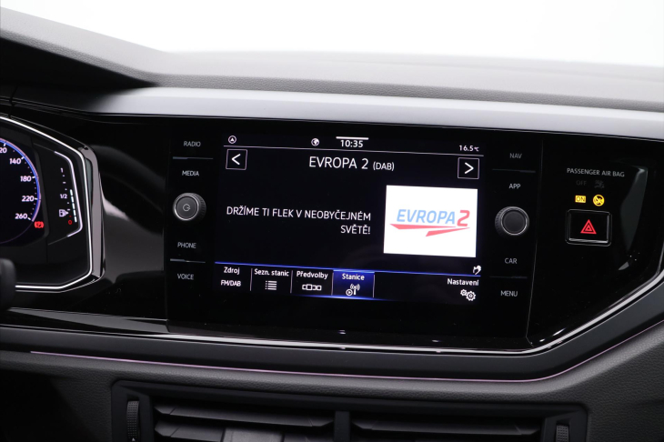 Volkswagen Taigo 1,0 TSI DSG R-Line Virtual DPH
