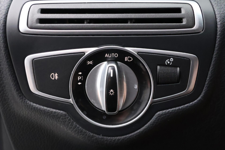 Mercedes-Benz Třídy C 1,6 CDI 100 kW Tažné Aut.Klima