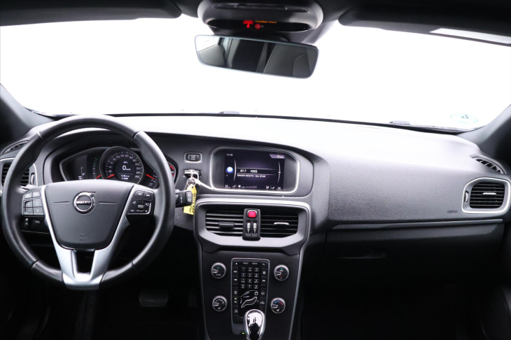 Volvo V40 1,5 T2 90kW Aut. Momentum