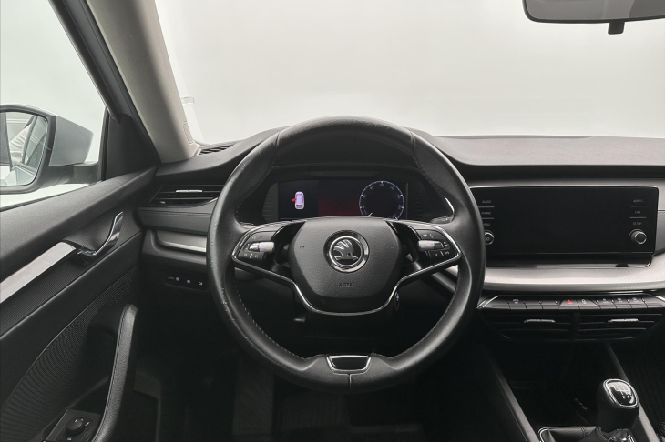 Škoda Octavia 2,0 TDI 85kW Ambition CZ DPH