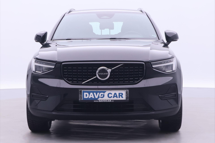 Volvo XC40 2,0 B4 145kW DCT Plus Dark DPH