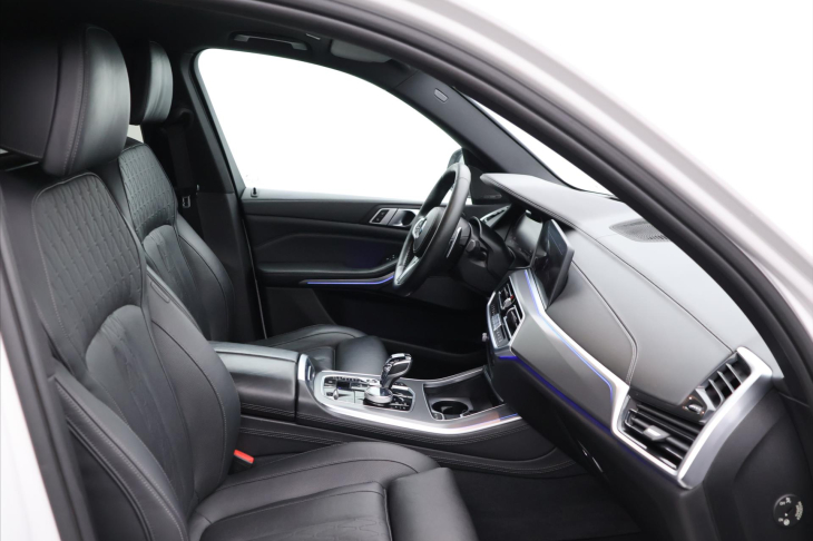 BMW X5 3,0 M50d 294kW CZ DPH FULL SERVIS