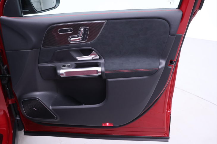 Mercedes-Benz GLB 2,0 200d 4MATIC AMG Premium