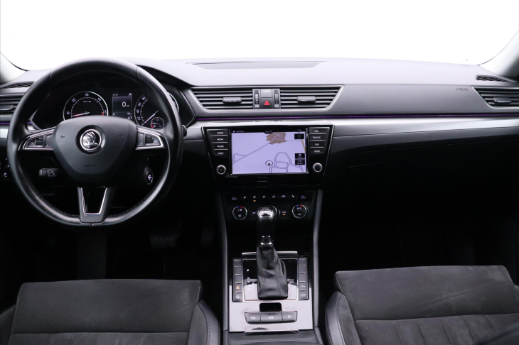 Škoda Superb 2,0 TDI 110kW Style CZ