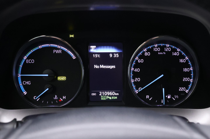 Toyota RAV4 2,5 Hybrid 114kW e-CVT 4WD CZ
