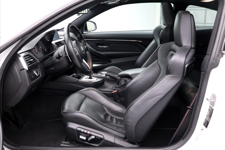 BMW M4 3,0 Competition 331kW Aut CZ