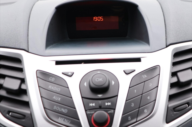 Ford Fiesta 1,2 i 44 kW CZ