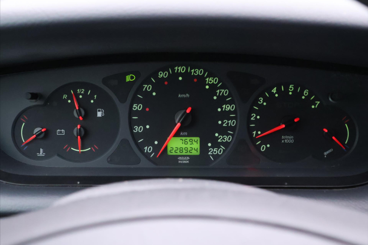 Citroën C5 2,0 HDI 80kW Aut.klima Tažné