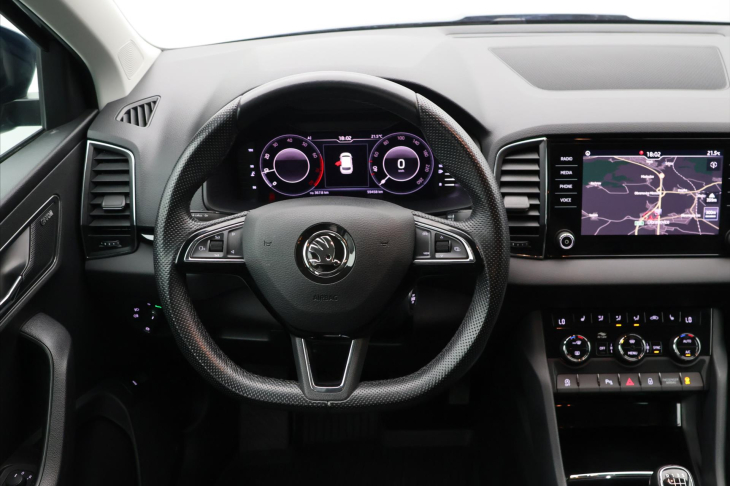 Škoda Karoq 1,5 TSI 110kW Style 1.Maj.