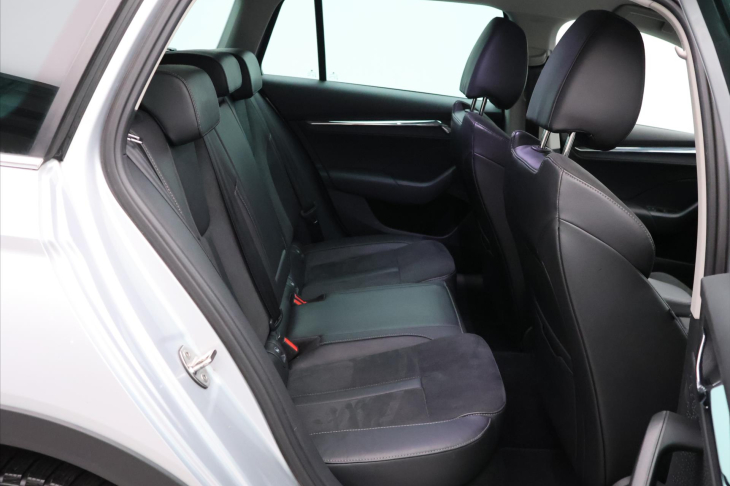 Škoda Octavia 2.0 TDI 147kW 4x4 DSG CZ DPH Scout