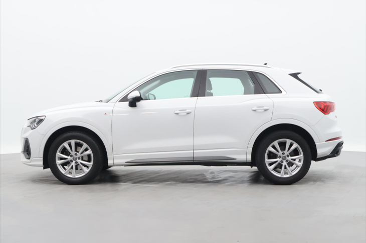 Audi Q3 1,5 35 TFSI S tronic S line CZ