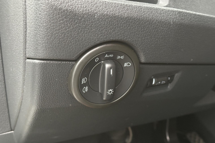 Volkswagen Caravelle 2,0 TDI 110kW DSG 9-Míst CZ