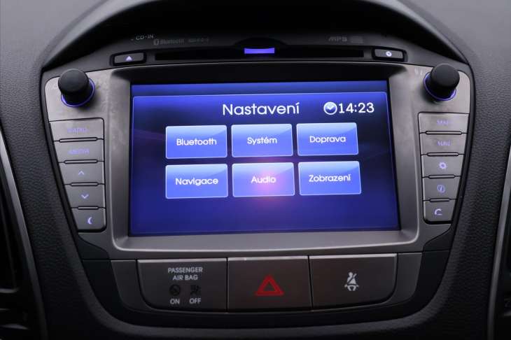 Hyundai ix35 2,0 GDI 122kW 4x4 Trikolor CZ DPH