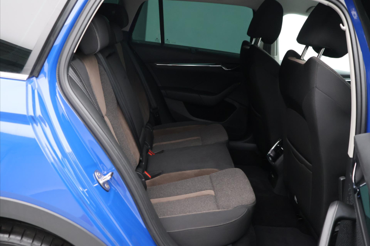 Škoda Octavia 2.0 TDI 147kW DSG Scout 4x4 CZ
