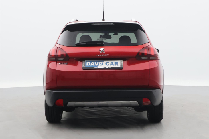 Peugeot 2008 1,2 PureTech 60kW Allure CZ