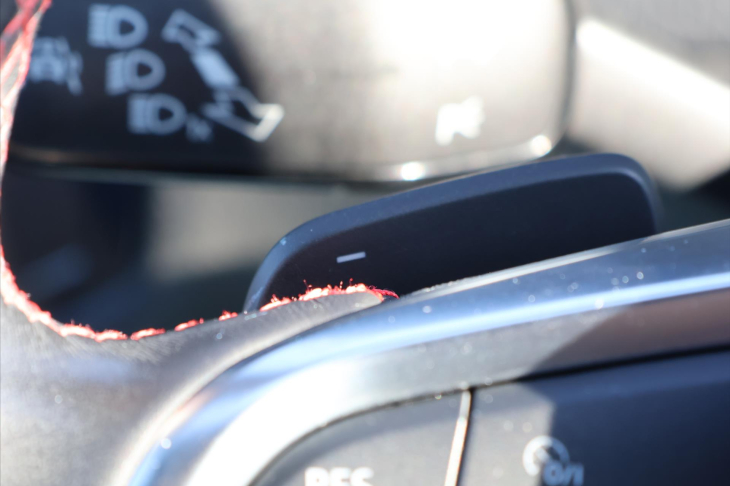 Volkswagen Golf 2,0 GTI 180kW DSG Performance