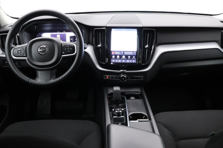 Volvo XC60 2,0 B4 145KW AWD MOMENTUM