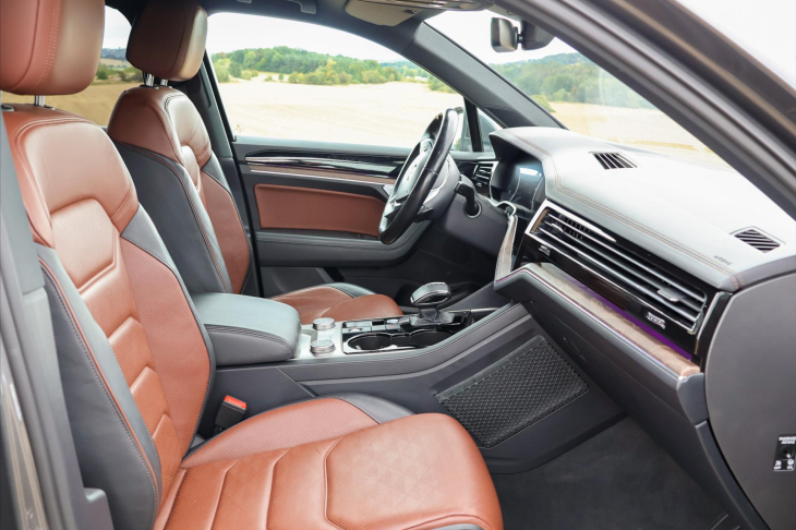 Volkswagen Touareg 3,0 TDI V6 210kW 4M CZ DPH