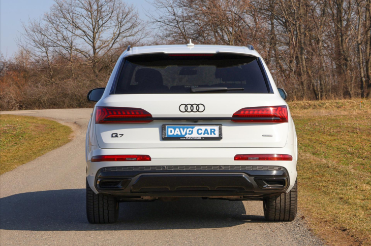 Audi Q7 3,0 TDI quattro tiptronic S line