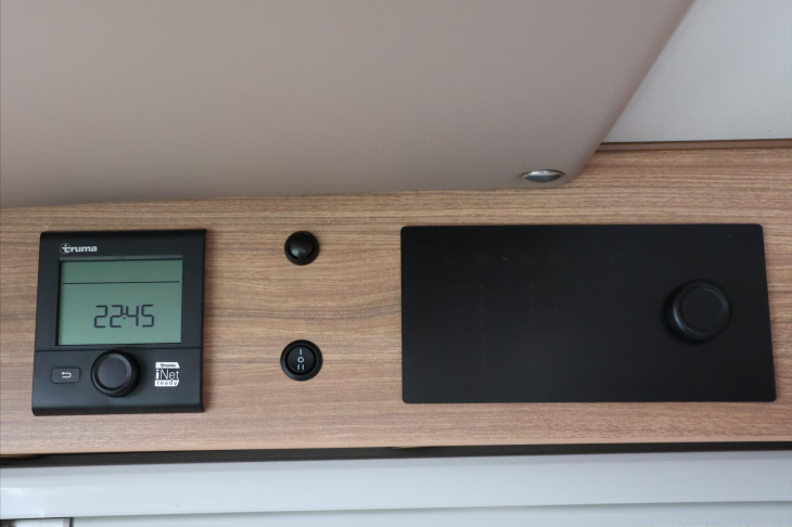 Weinsberg CaraCompact 2,3 Pepper CZ Navi 1.Majitel