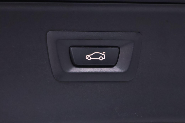 BMW Řada 5 3,0 D M-PACKET 190KW CZ X-DRIVE