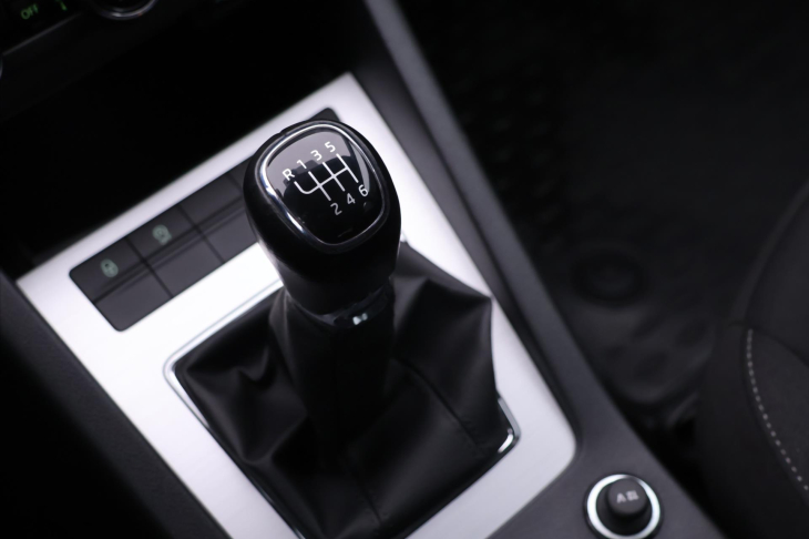 Škoda Octavia 1,0 TSI 85KW FRESH CZ