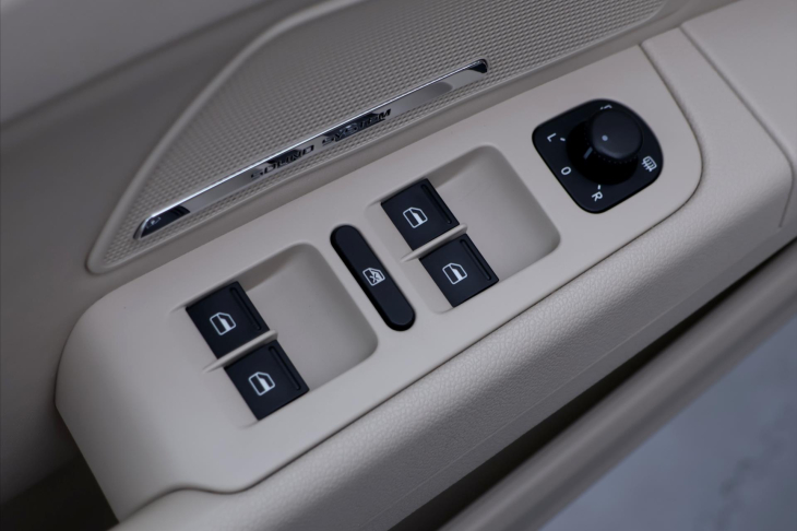 Škoda Superb 2,0 TSI 147kW DSG Elegance