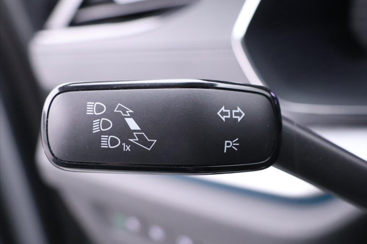 Škoda Octavia 2,0 TDI 110kW DSG Matrix DPH