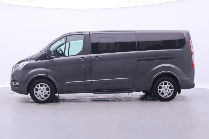 Ford Tourneo Custom 2,0 TDCi Aut. CZ 8-Míst L2 DPH