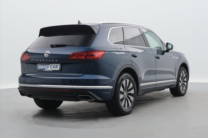 Volkswagen Touareg 3,0 TDI 210kW 4M LED DPH CZ