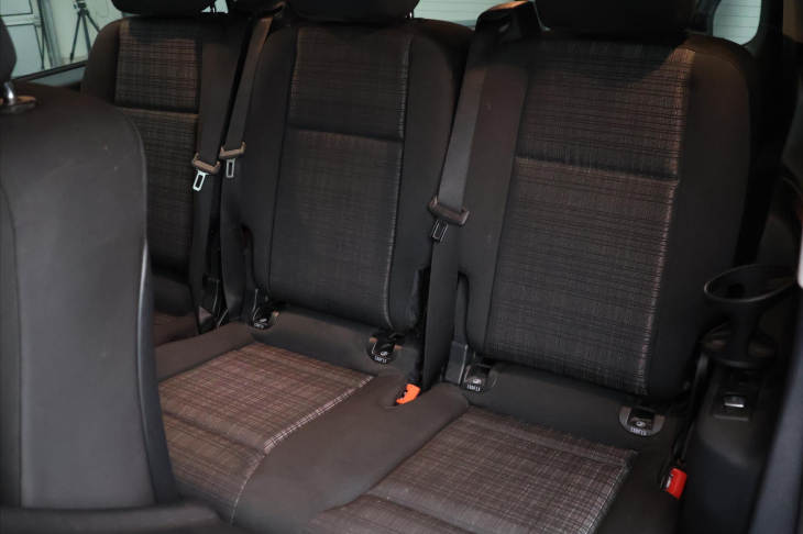 Mercedes-Benz Vito 2,0 119 CDI 140 kW DPH Aut. L
