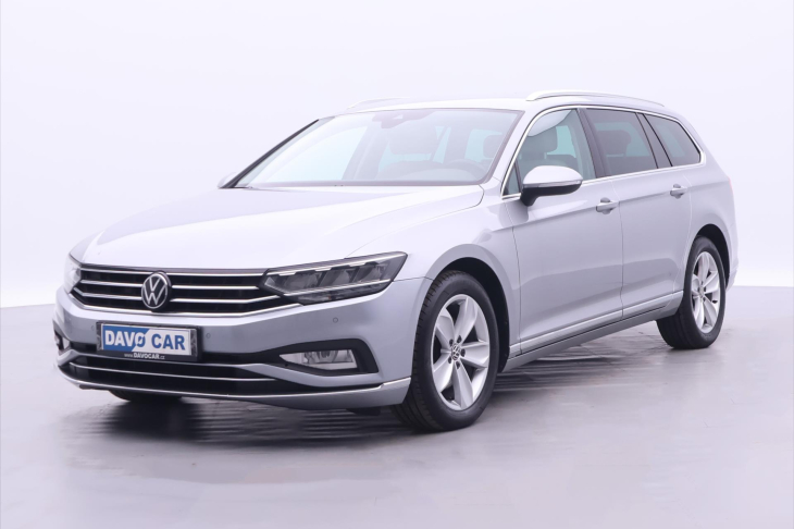 Volkswagen Passat 2,0 TDI  DSG LED Elegance DPH