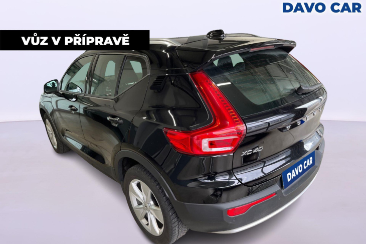 Volvo XC40 2,0 B3 120kW Core DCT CZ Záruka