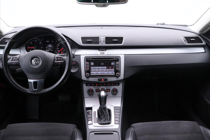 Volkswagen CC 2,0 TDI 130kW DSG Sport Xenon