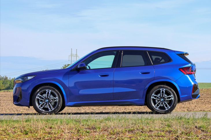 BMW iX1 xDrive30 CZ DPH