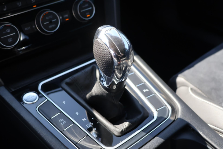 Volkswagen Passat 2,0 TDI 110kW DSG Elegance