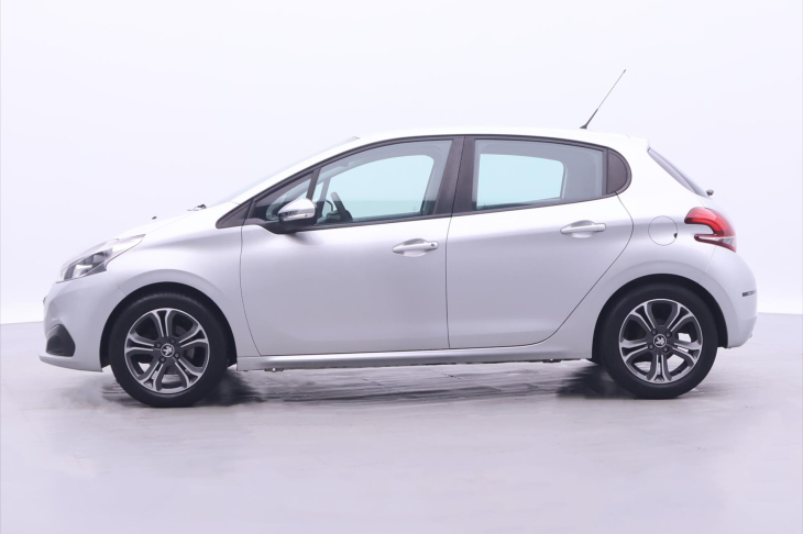 Peugeot 208 1,2 PureTech 60kW CZ Active