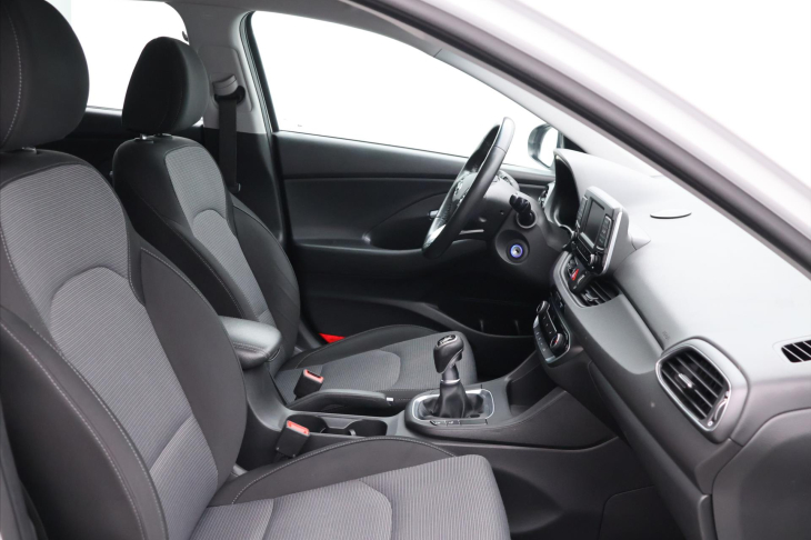 Hyundai i30 1,6 CRDi 81kW Trikolor tažné