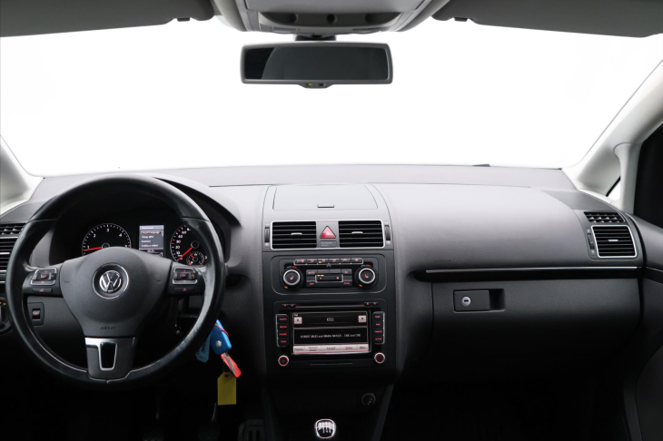 Volkswagen Touran 2,0 TDI 103kW Highline Tažné