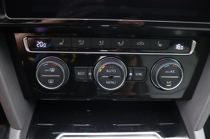 Volkswagen Arteon 2,0 TDi 140kW 4Motion DSG Elegance DPH