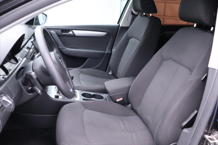 Volkswagen Passat 1,4 TSI 90kW Aut.Klima Navi