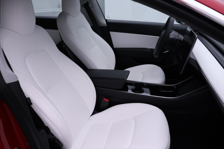 Tesla Model 3 Long Range AWD 1.Maj DPH