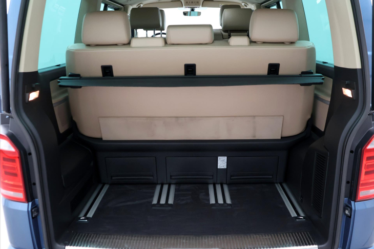 Volkswagen Multivan 2,0 TDI 4M DSG CZ Highline DPH