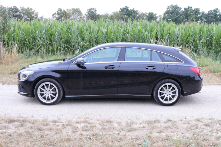 Mercedes-Benz CLA 2,0 250 155kW 4Matic Xenon