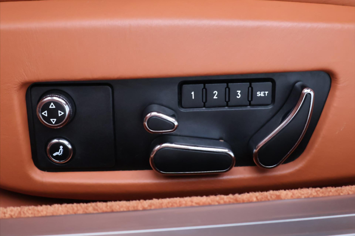 Bentley Continental GT 6,0 i W12 412kW Serviska DPH