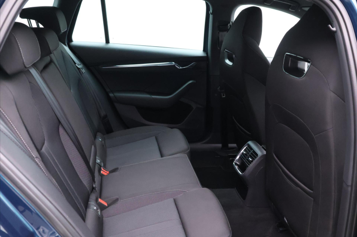 Škoda Octavia 2,0 TDI DSG Style Sport DPH