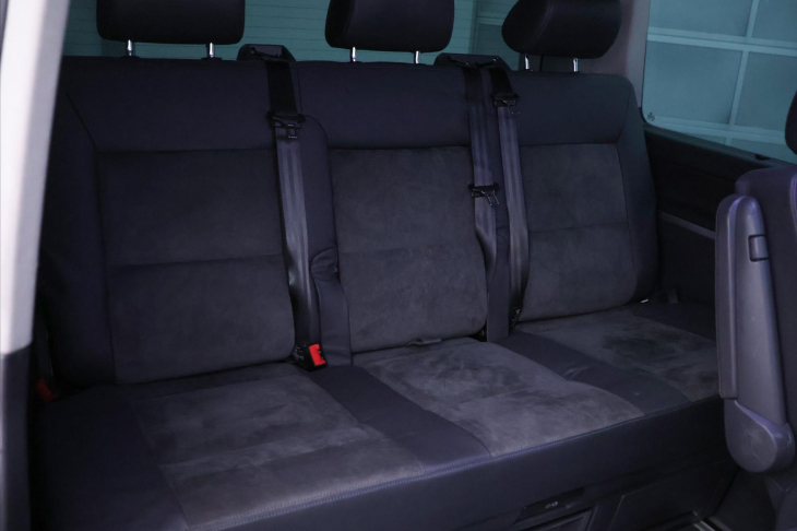 Volkswagen Multivan 2,0 TDI DSG 4M CZ Highline