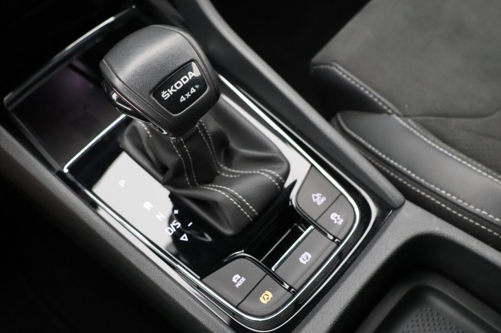 Škoda Kodiaq 2,0 TDI 147kW 4x4 DSG Sportline DPH