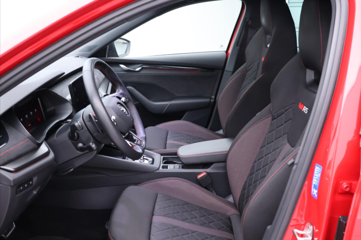 Škoda Octavia 2,0 TSI RS DSG 1.Maj CZ DPH